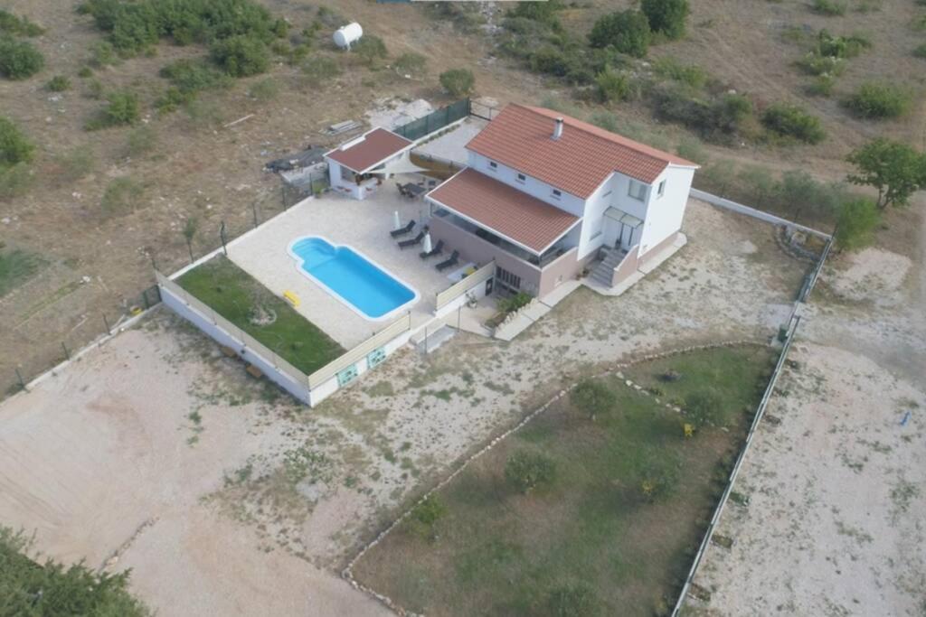 Kuca Za Odmor M&J Villa เบนโควัส ภายนอก รูปภาพ